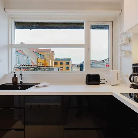 Luxury Cozy With Sunny Balcony Appartement